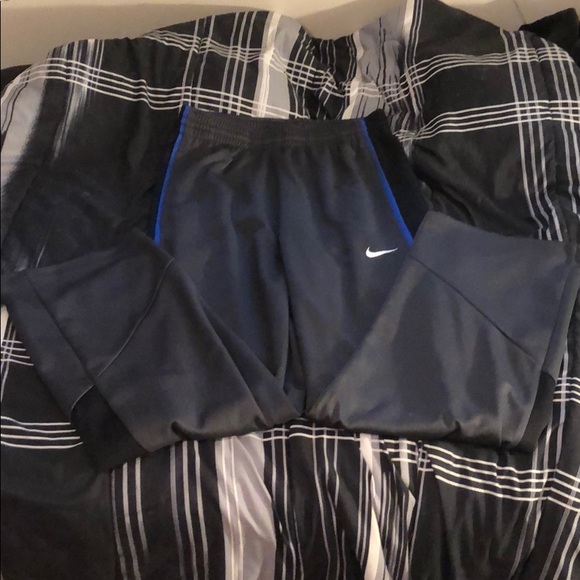 nike sweatpants - Picture 1 of 4